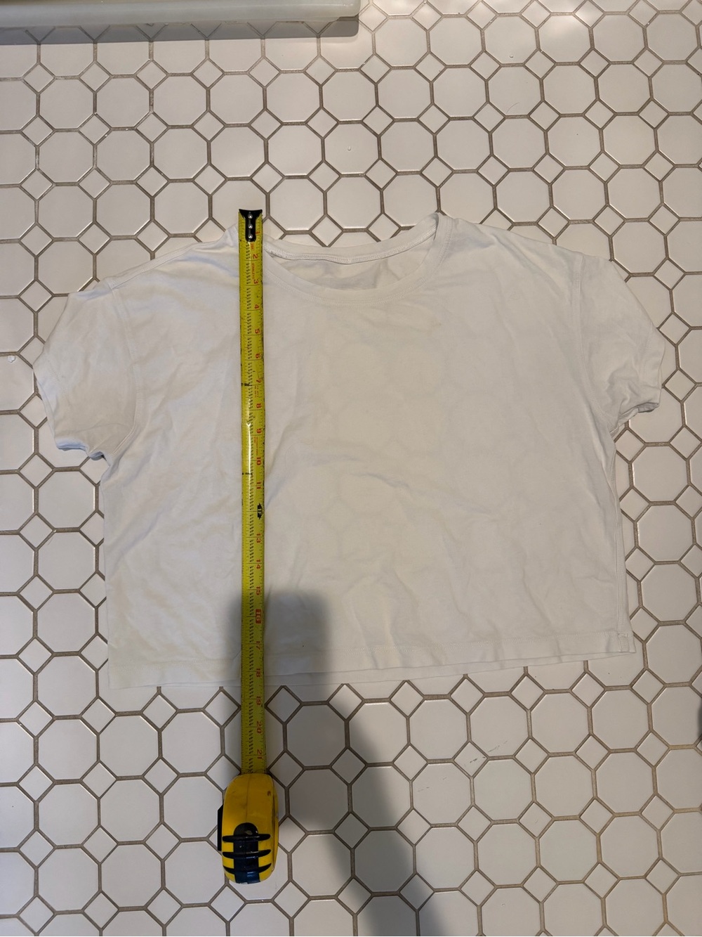 White Lulu Lemon Crop Tee size 8